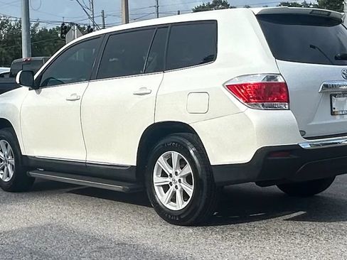 Used 2013 Toyota Highlander FWD image 7
