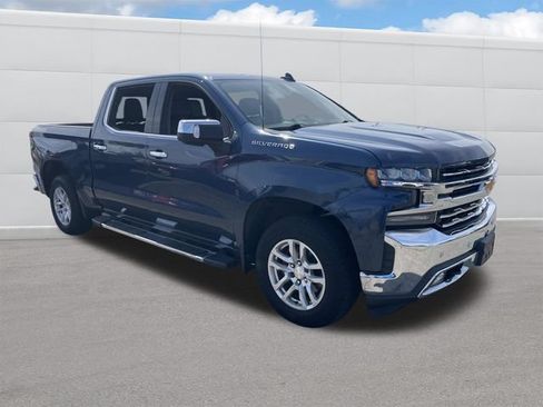 Used 2019 Chevrolet Silverado 1500 LTZ w/ LTZ Plus Package AWD/4WD image 11