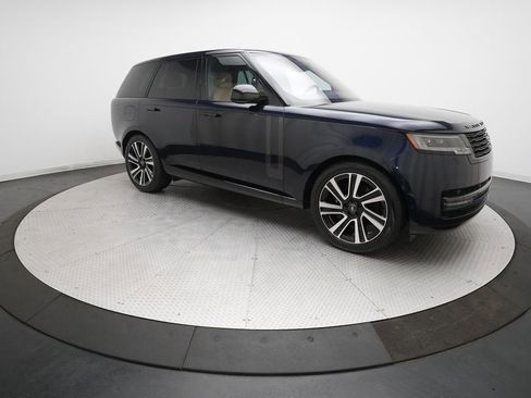 Used 2023 Land Rover Range Rover SE AWD/4WD image 36