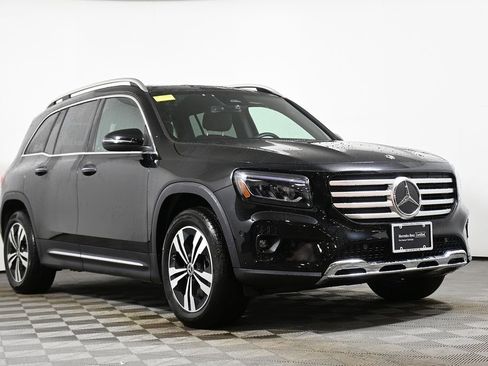 Certified 2026 Mercedes-Benz GLB 250 4MATIC image 9