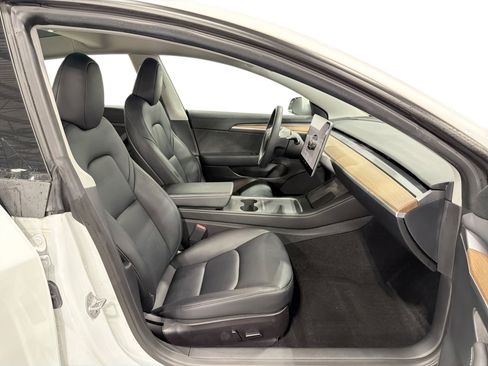 Certified 2023 Tesla Model 3 Standard Range RWD image 13