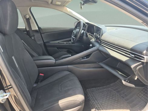 Used 2021 Hyundai Elantra SEL FWD image 19
