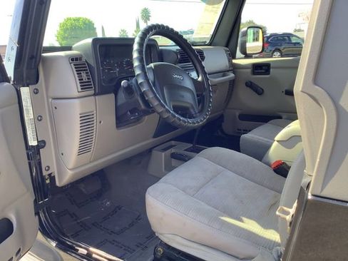 Used 2005 Jeep Wrangler Unlimited image 6