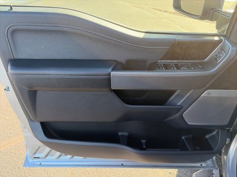 Used 2023 Ford F350 Lariat w/ Tow Technology Package image 12