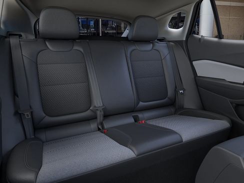 New 2026 Chevrolet Trax LT image 17