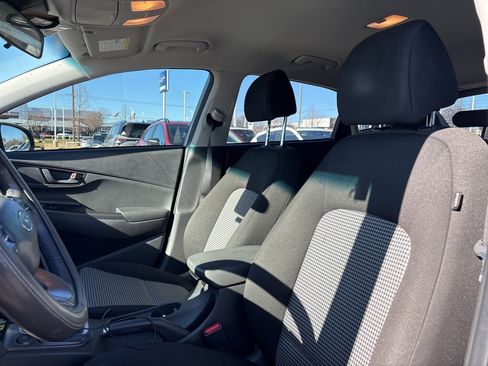 Used 2021 Hyundai Kona SEL image 5