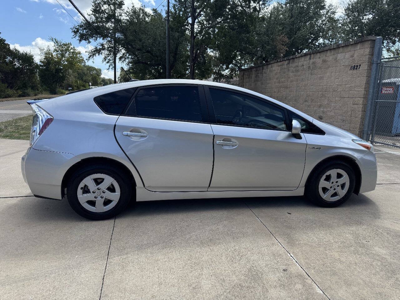 Used 2011 Toyota Prius Three FWD image 15
