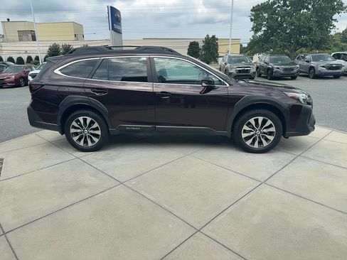 Certified 2023 Subaru Outback Limited AWD/4WD image 5