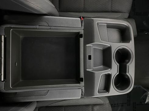 Used 2023 Chevrolet Silverado 1500 Custom image 25