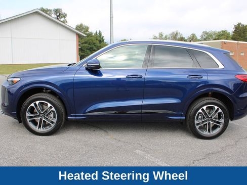 Certified 2025 Audi Q5 Premium Plus w/ Premium Plus AWD/4WD image 7