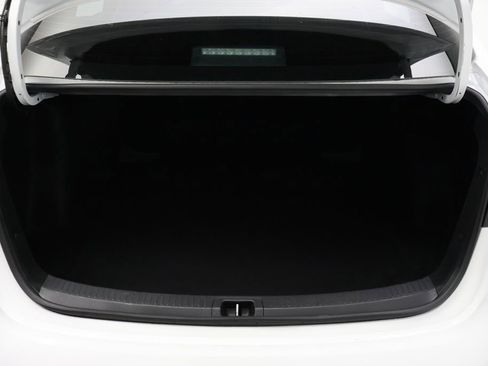 Used 2023 Toyota Corolla SE image 22