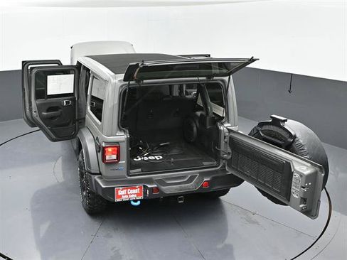 Used 2023 Jeep Wrangler Unlimited w/ Sun & Screen Package AWD/4WD image 50