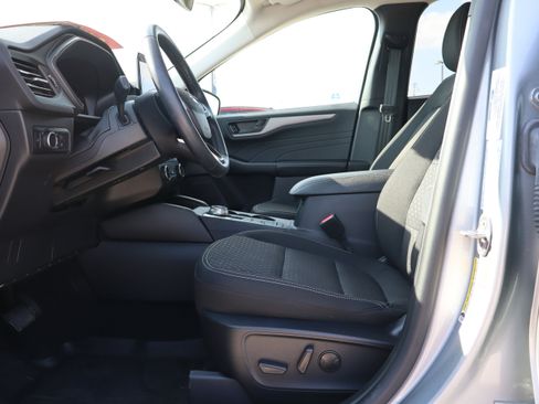 Used 2024 Ford Escape Active image 10