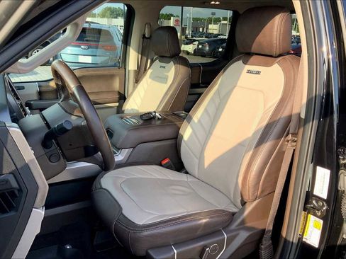 Used 2019 Ford F150 Limited w/ Trailer Tow Package image 8