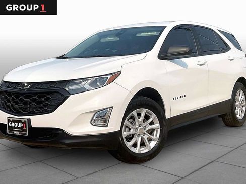 Used 2021 Chevrolet Equinox LS w/ LPO, Blackout Package FWD image 1