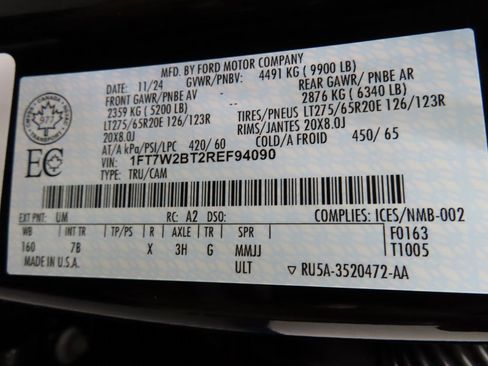 Used 2024 Ford F250 Platinum image 61