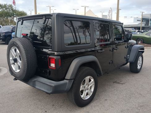 Used 2020 Jeep Wrangler Unlimited Sport S image 5