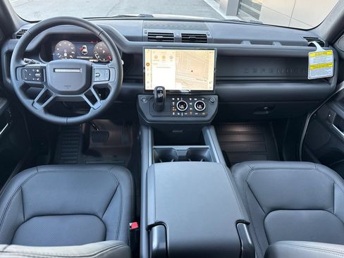 New 2026 Land Rover Defender 110 X-Dynamic SE AWD/4WD image 14
