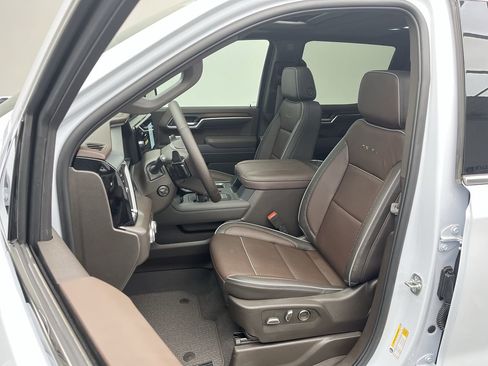 Used 2026 GMC Sierra 1500 Denali w/ Denali Reserve Package image 11