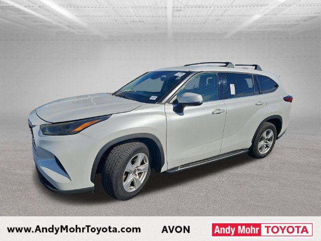 Certified 2022 Toyota Highlander L FWD image 4