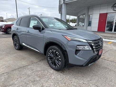 New 2026 Nissan Rogue Platinum image 2