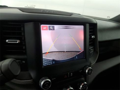 Used 2023 RAM 3500 Tradesman w/ Chrome Appearance Group image 28