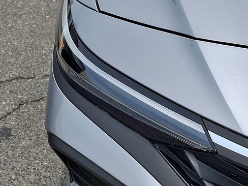 Certified 2026 Hyundai Elantra Sport FWD image 9