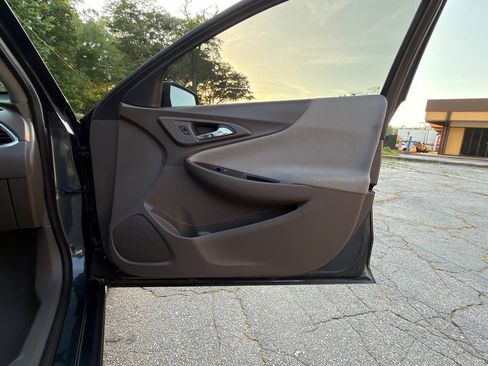 Used 2020 Chevrolet Malibu LT image 21