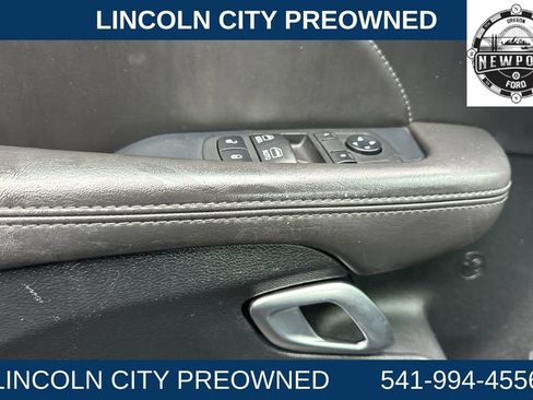 Used 2018 Dodge Challenger R/T Scat Pack w/ Leather Interior Group image 10