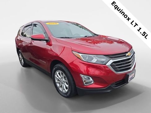 Used 2018 Chevrolet Equinox LT image 1