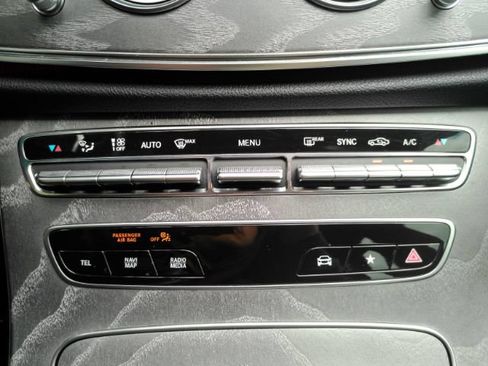 Used 2021 Mercedes-Benz E 350 Sedan w/ Premium Package image 44