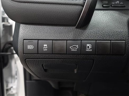 Certified 2023 Toyota Camry SE image 21