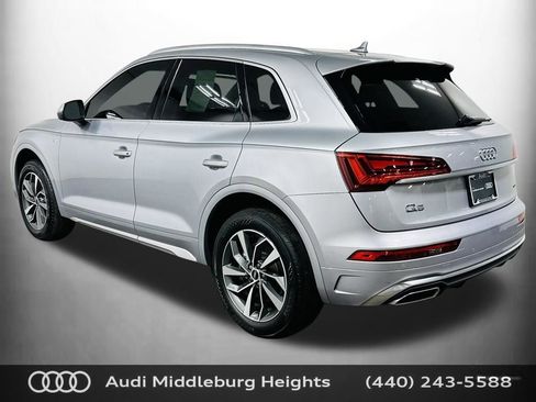 Certified 2023 Audi Q5 2.0T Premium w/ Convenience Package AWD/4WD image 5