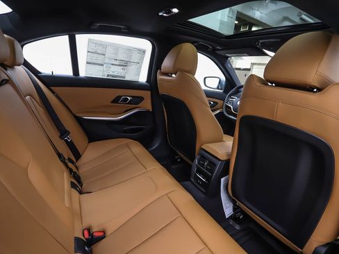 New 2026 BMW 330i xDrive Sedan w/ Convenience Package image 27