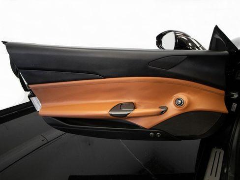 Used 2018 Ferrari 488 GTB image 36