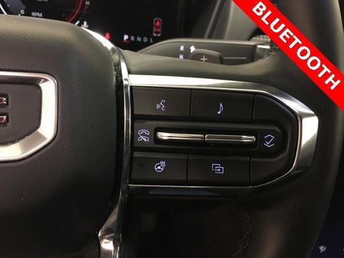 Used 2025 GMC Terrain Elevation image 27