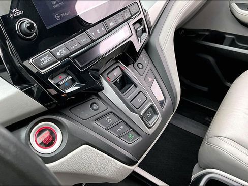 Used 2024 Honda Odyssey EX-L image 15