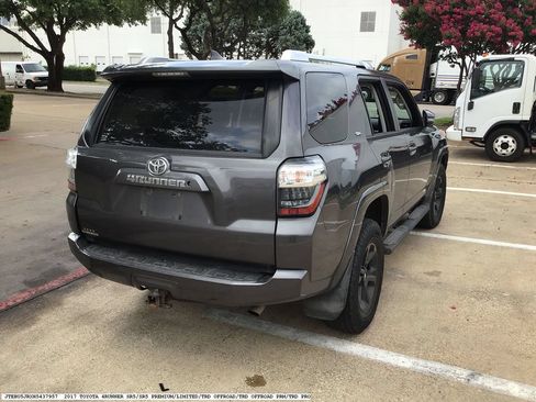 Used 2017 Toyota 4Runner SR5 Premium AWD/4WD image 5