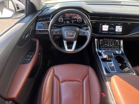 Used 2022 Audi Q8 Premium Plus image 25