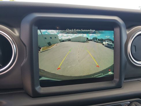 Used 2022 Jeep Wrangler Unlimited Rubicon 4xe w/ Safety Group image 11