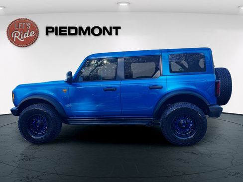 Used 2025 Ford Bronco Badlands AWD/4WD image 8