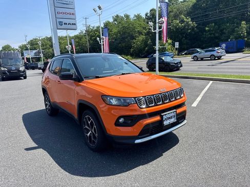 New 2026 Jeep Compass Limited AWD/4WD image 2