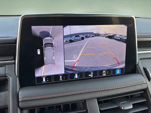 Used 2021 Chevrolet Tahoe RST w/ Luxury Package image 26