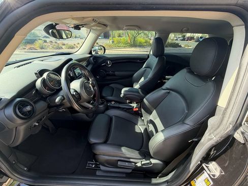 Used 2019 MINI Cooper S FWD image 8