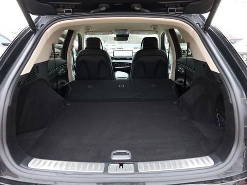 Used 2025 Genesis GV70 2.5T image 32