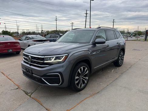 Used 2021 Volkswagen Atlas SEL Premium AWD/4WD image 4