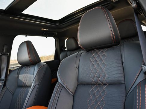 New 2025 Mitsubishi Outlander SEL image 20