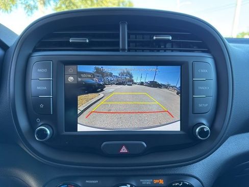 Used 2025 Kia Soul LX w/ LX Technology Package image 28