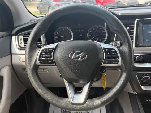 Used 2019 Hyundai Sonata SE FWD image 10
