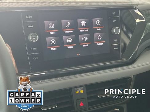 Used 2022 Volkswagen Taos SEL w/ Panoramic Sunroof Package image 22